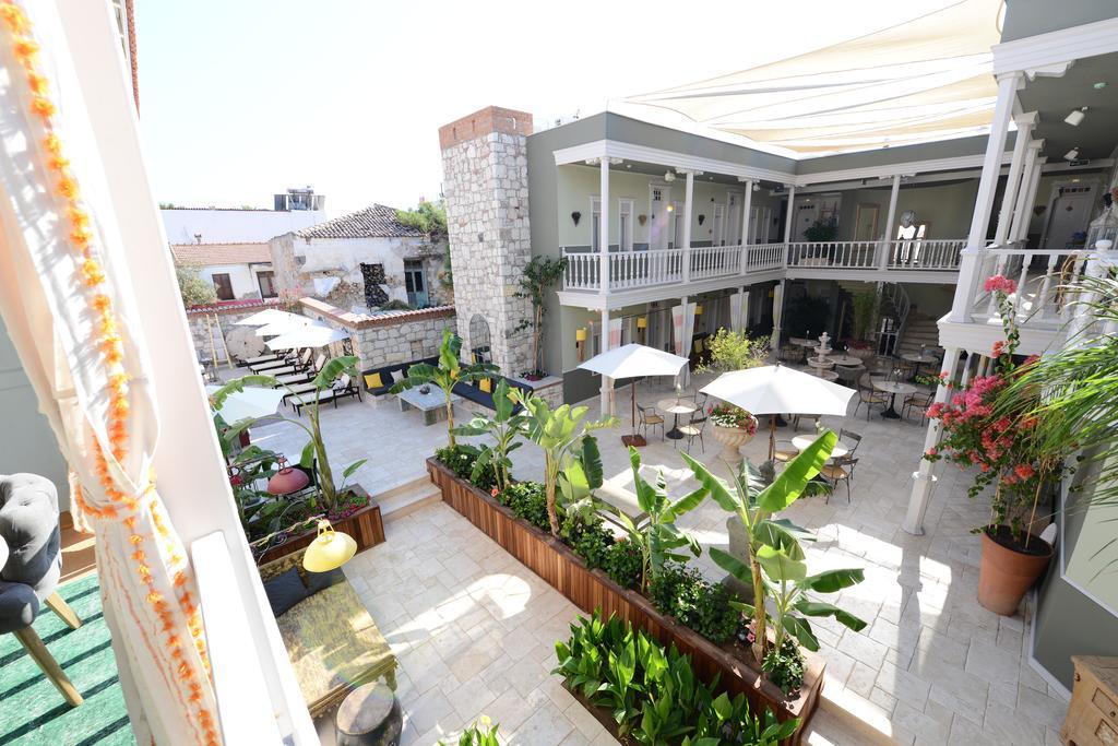 Marge Hotel Cesme Bagian luar foto