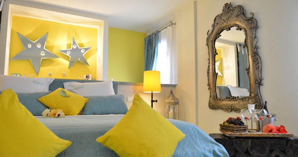 Marge Hotel Cesme Bagian luar foto